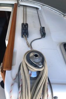 Beneteau 40 image