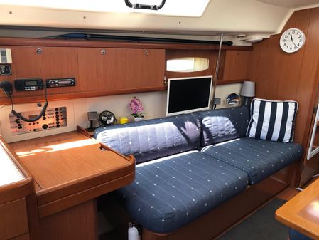 Beneteau 40 image