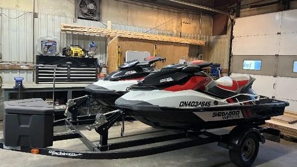 Sea-Doo WAKE PRO 