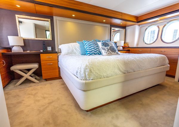 Hatteras 60 Motor Yacht image