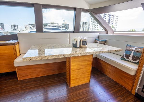 Hatteras 60 Motor Yacht image
