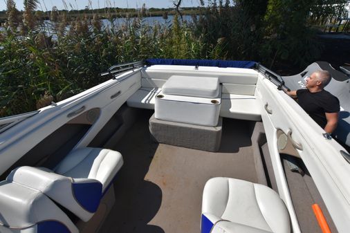 Bayliner 212-CAPRI image