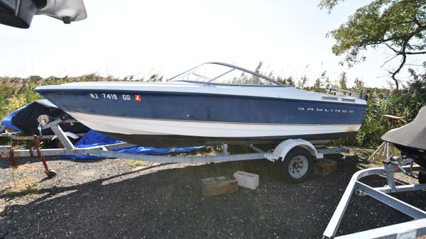 Bayliner 212 Capri 