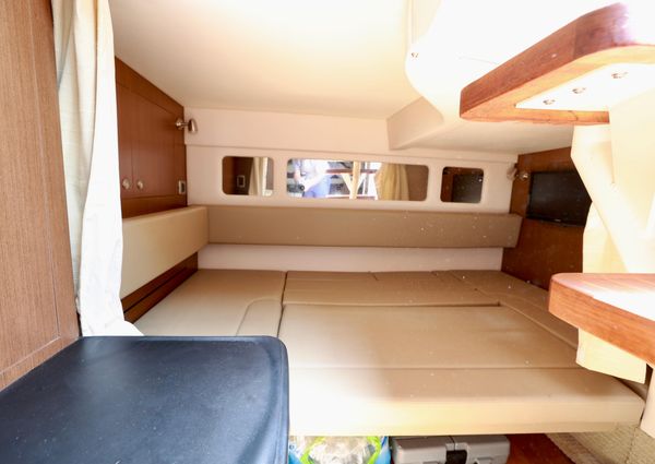 Sea Ray 330 Sundancer image