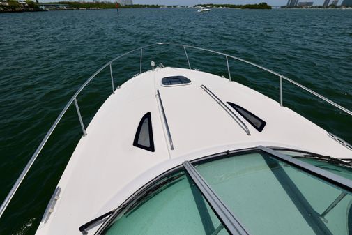 Sea Ray 330 Sundancer image