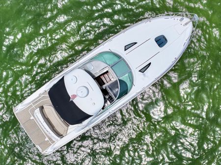 Sea Ray 330 Sundancer image