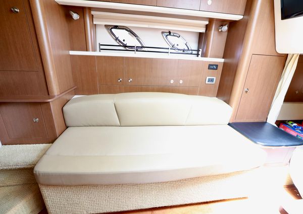 Sea Ray 330 Sundancer image