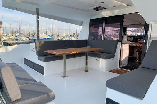 Fountaine Pajot Lucia 40 image