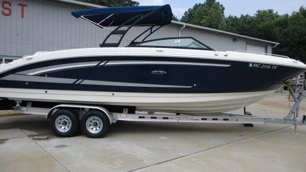 Sea Ray 290 Sundeck 