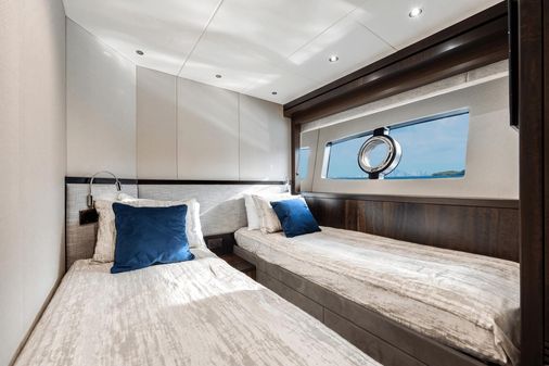 Sunseeker 95 Yacht image