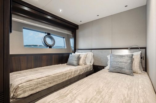 Sunseeker 95 Yacht image