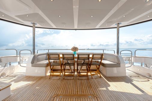 Sunseeker 95 Yacht image