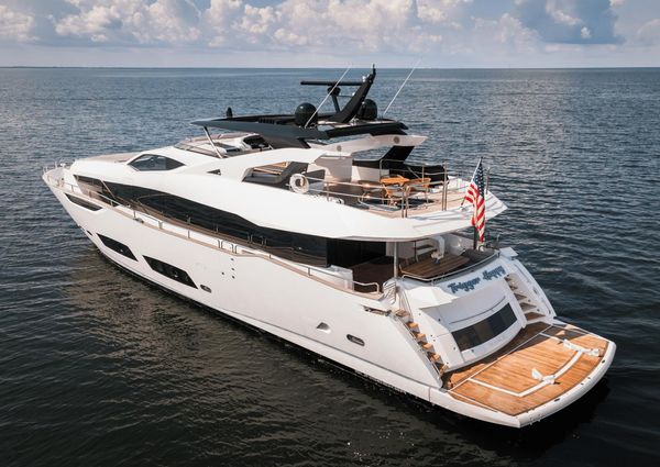 Sunseeker 95 Yacht image