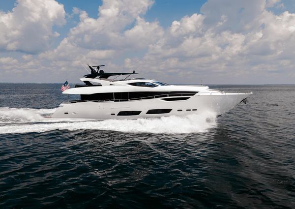 Sunseeker 95 Yacht image