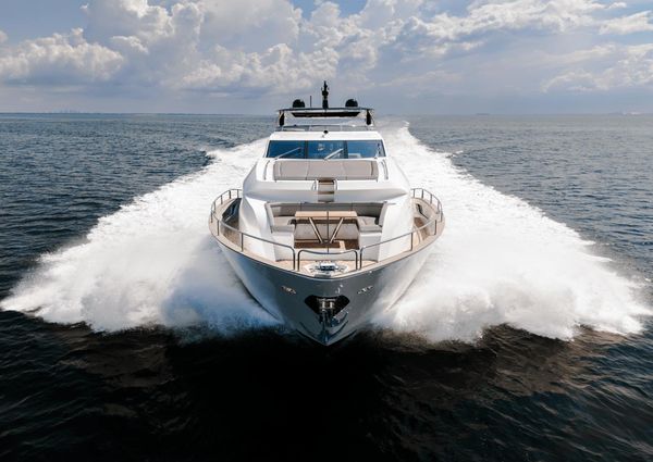 Sunseeker 95 Yacht image