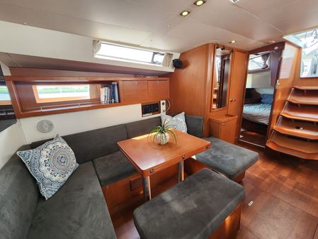 Beneteau Oceanis 45 image