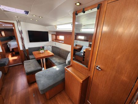 Beneteau Oceanis 45 image