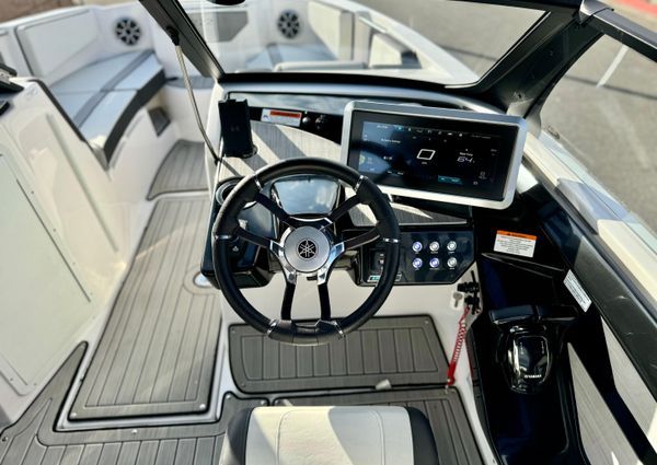 Yamaha-boats 222SE image