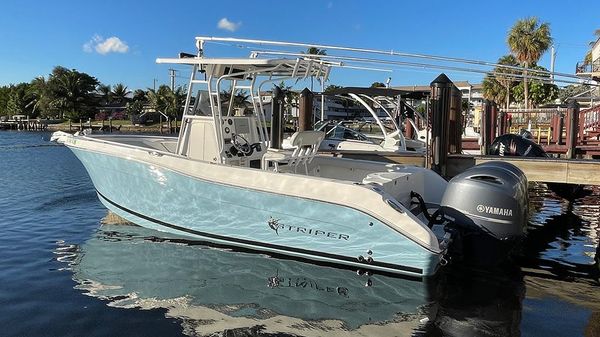 Striper 2605 Center Console