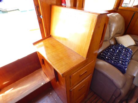 Chb TRI-CABIN image