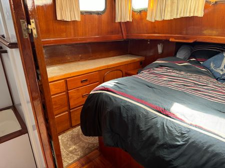 Chb TRI-CABIN image