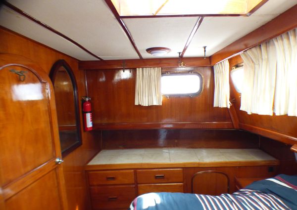 Chb TRI-CABIN image