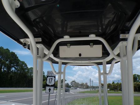 Robalo 2420-CENTER-CONSOLE image