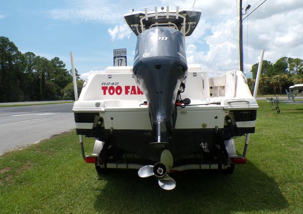 Robalo 2420-CENTER-CONSOLE image