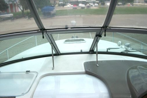 Rinker 280 Express Cruiser image