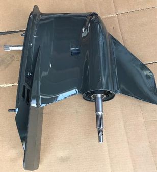 Evinrude G2 LOWER UNIT COUNTER ROTATION image