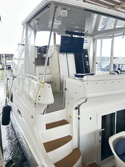 Carver 41 Cockpit Motor Yacht image