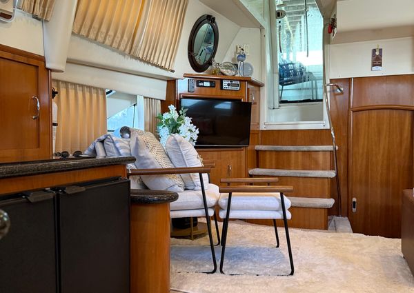 Carver 41 Cockpit Motor Yacht image