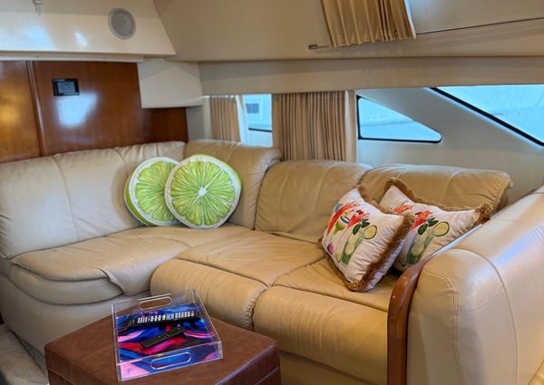 Carver 41 Cockpit Motor Yacht image