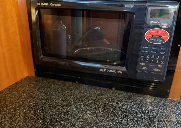 Carver 41 Cockpit Motor Yacht image