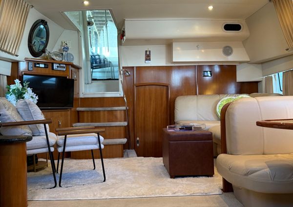 Carver 41 Cockpit Motor Yacht image