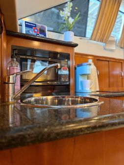 Carver 41 Cockpit Motor Yacht image