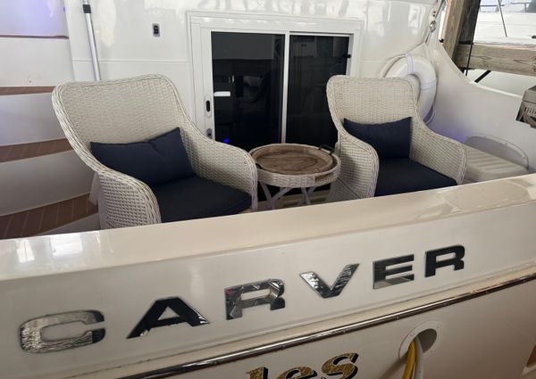 Carver 41 Cockpit Motor Yacht image