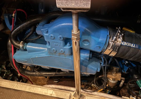 Carver 41 Cockpit Motor Yacht image