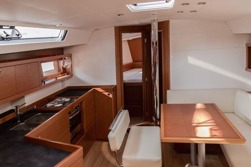 Beneteau Oceanis 45 image