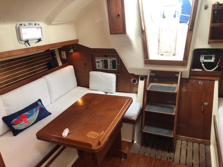 Nonsuch 30 Ultra image