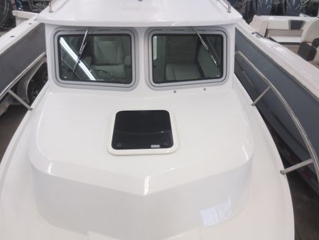 Parker 2120 Sport Cabin image