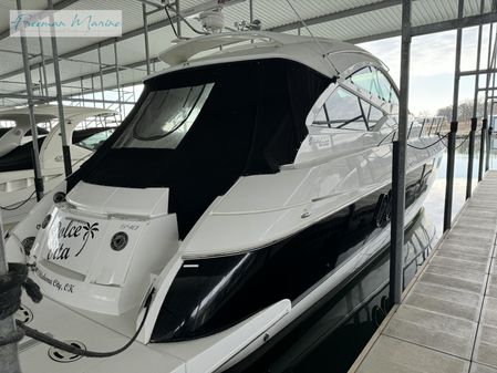 Cruisers Yachts 540 Sports Coupe image