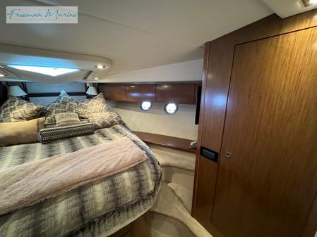 Cruisers Yachts 540 Sports Coupe image