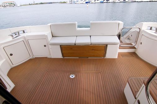 Azimut Flybridge image