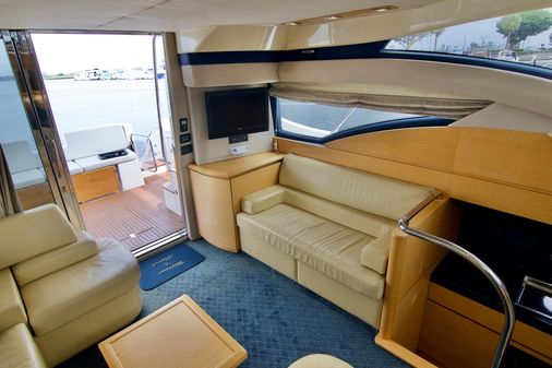 Azimut Flybridge image