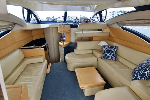 Azimut Flybridge image