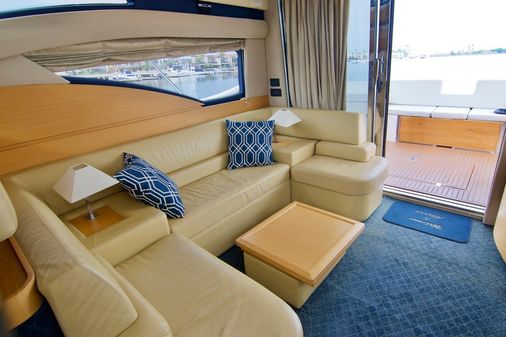 Azimut Flybridge image