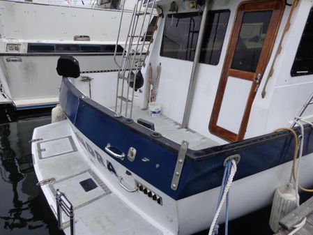 Lancer PILOTHOUSE-MOTORSAILOR image