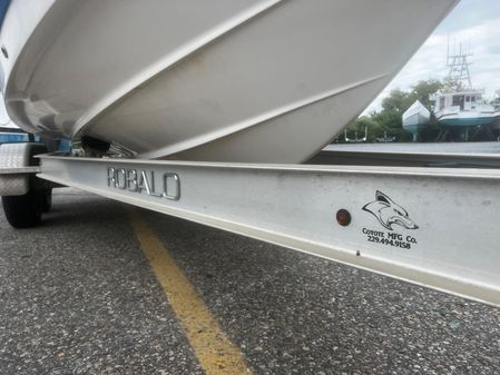 Robalo R200 Center Console image