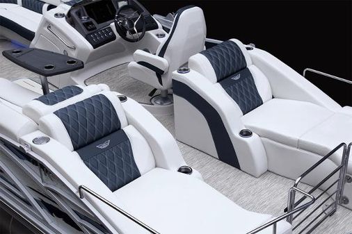 Bennington R-30-STERN-LOUNGE image